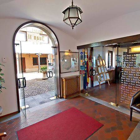 Hospedium Hotel Juan II トロ エクステリア 写真