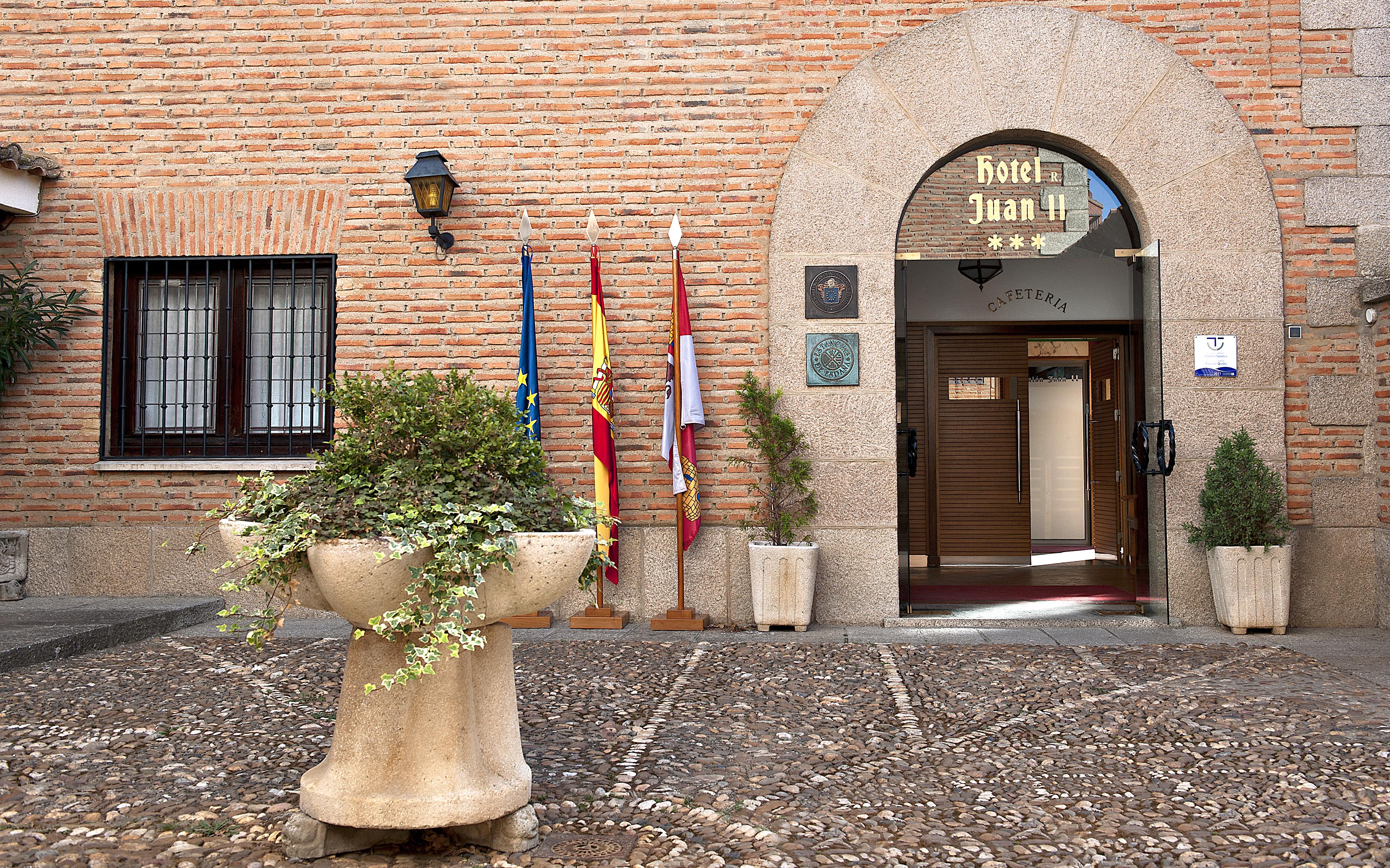 Hospedium Hotel Juan II トロ エクステリア 写真