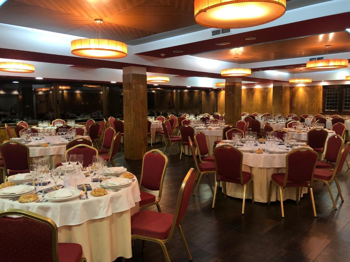 Hospedium Hotel Juan II トロ エクステリア 写真